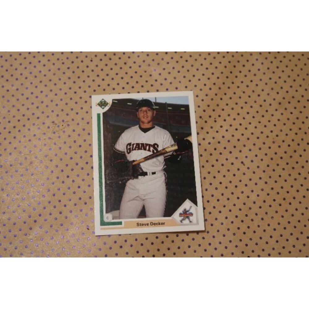 Steve Decker #25 Baseball Card (1990)